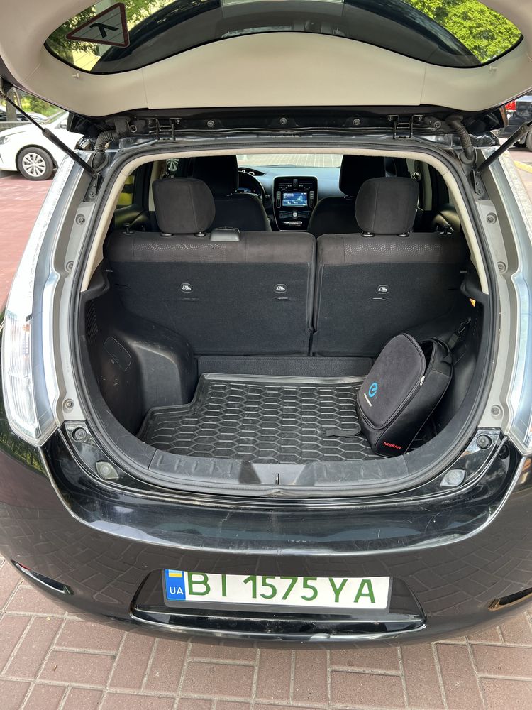 Nissan Leaf 24 kWt 2013