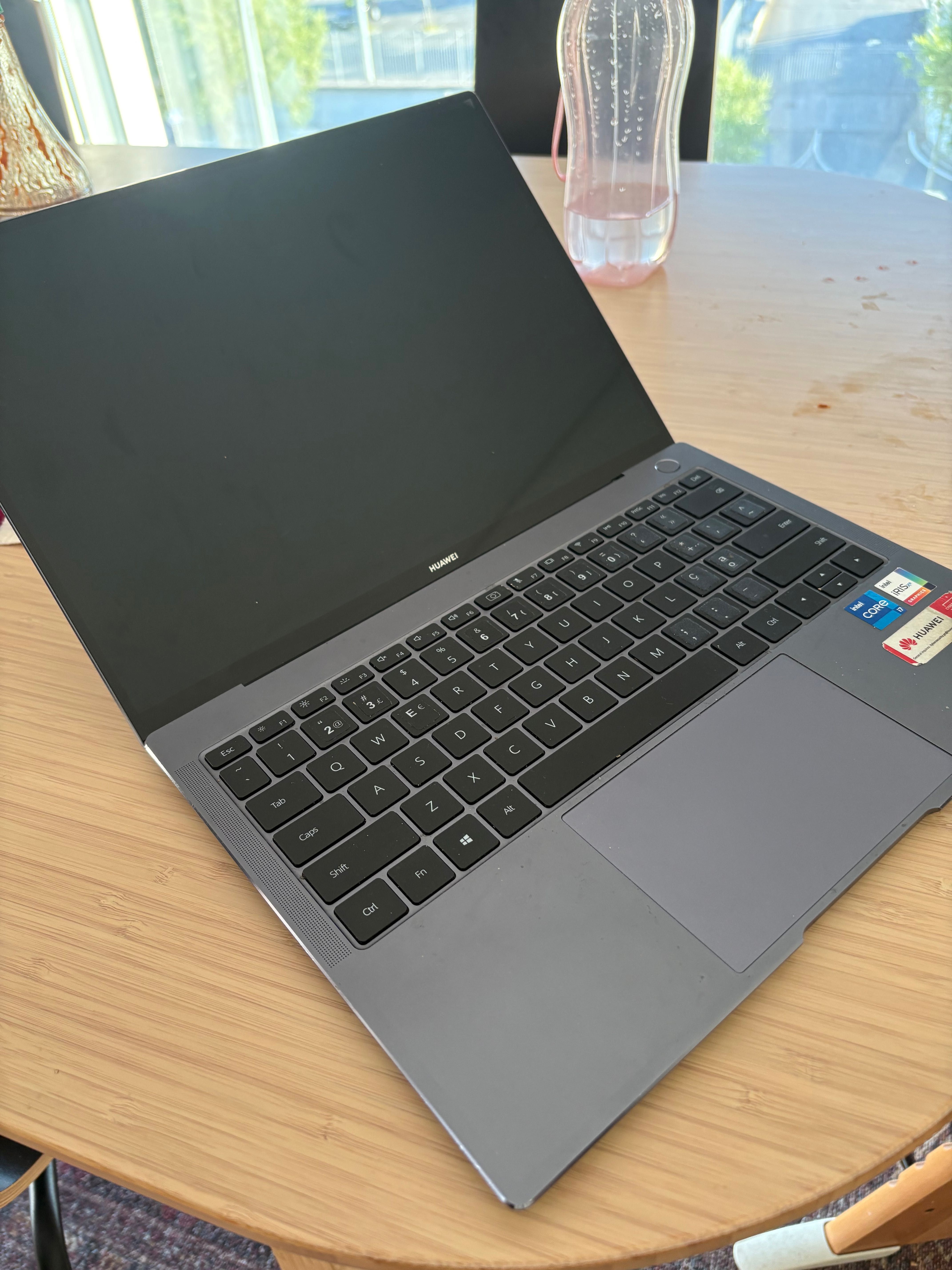 Portátil Huawei I7 usado