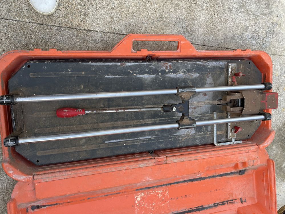 Maquina cortar azulejo Rubi TM-70