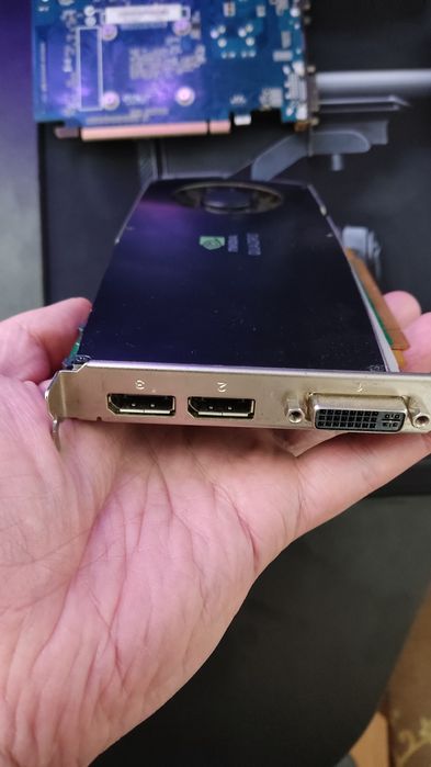 Відеокарти quadro fx 3800/zotac gt220