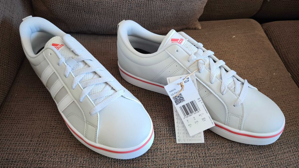 Ténis / sapatilhas Adidas vs Pace 2.0 novos com etiqueta 43 1/2