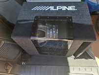 Subwofer Alpine e amplificador MAC