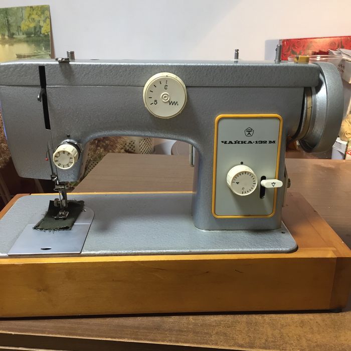 Швейная машина Чайка 132 М