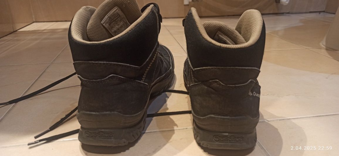 Buty trekkingowe Queuchua męskie roz. 43