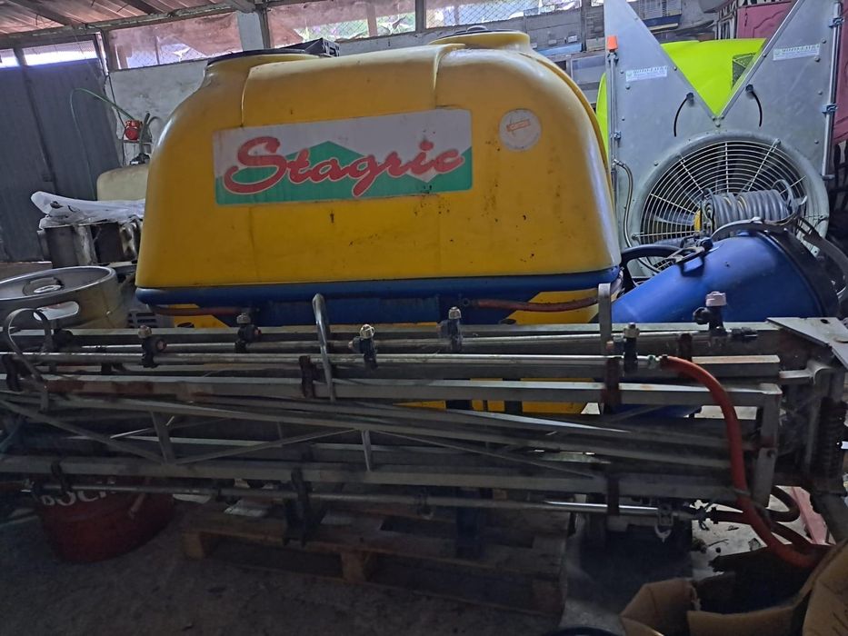 Pulverizador com barras