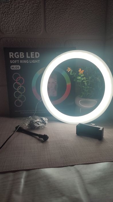 Кільцева лампа MJ 26 , 26 см RGB / Кольцевая лампа 26см разноцветная
