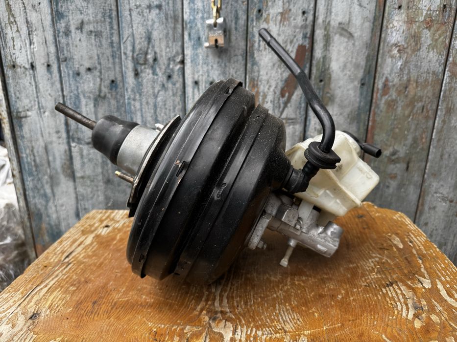 Усилитель тормозов вакуумный BMW X5 E53