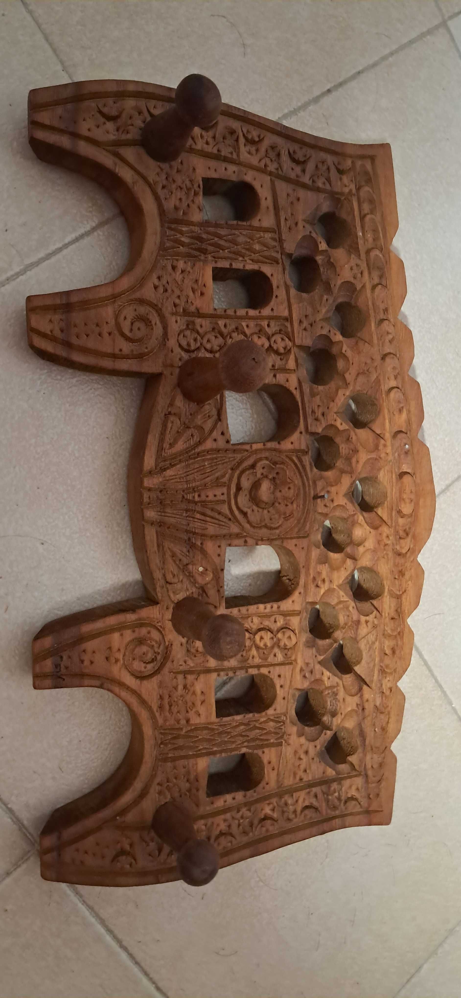 Ferro engomar  ferro antigo vintage canga cabide