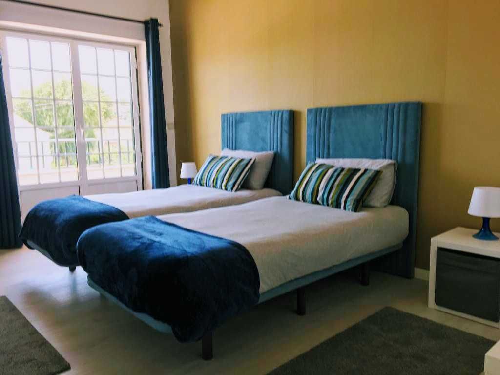 Ferias 2 a 9 AGOSTO - Villa 4 quartos piscina privada -Castelo de Bode