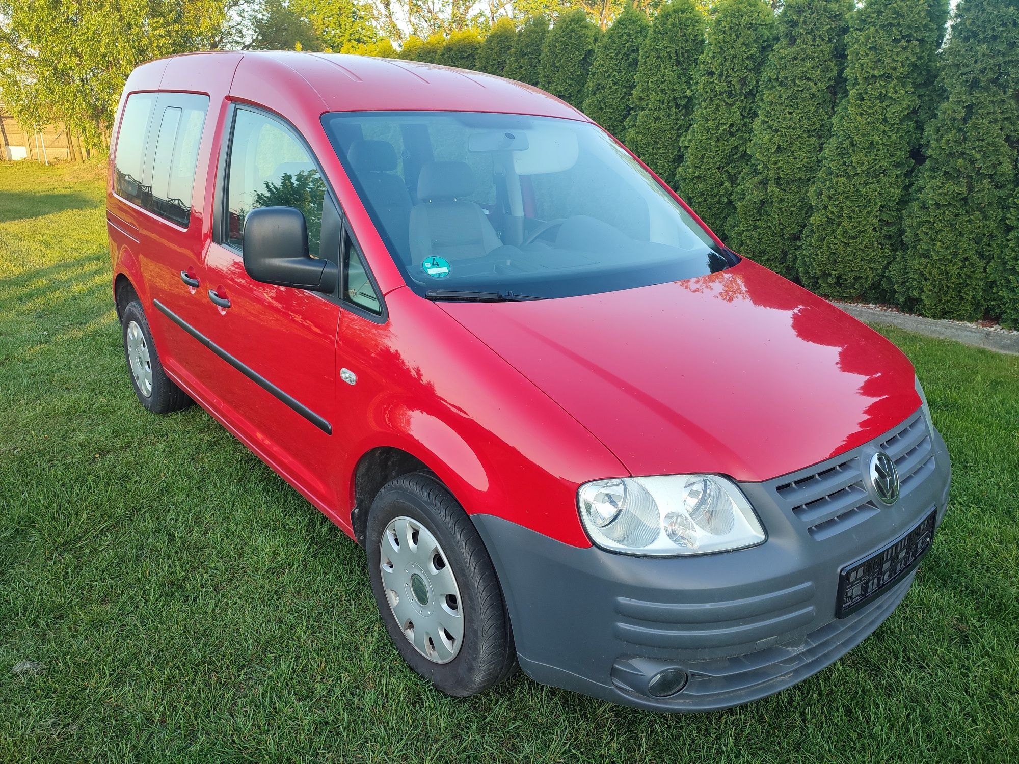 VW Caddy life Polecam
