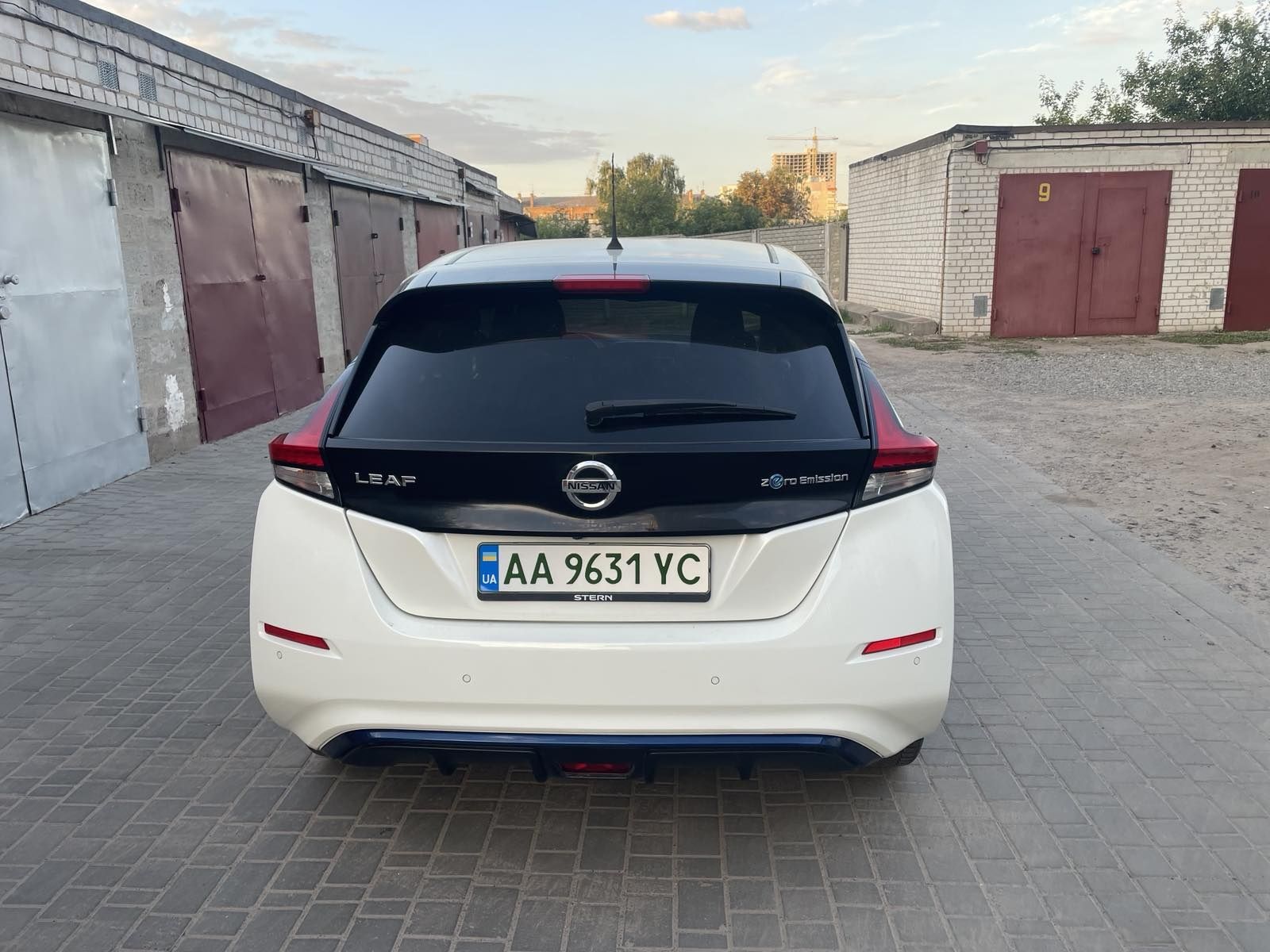 Оренда Nissan Leaf 40 kWt (аренда)