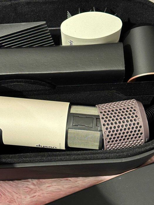 Мультистайлер Dyson HS08 Ceramic Pink новий з Європи