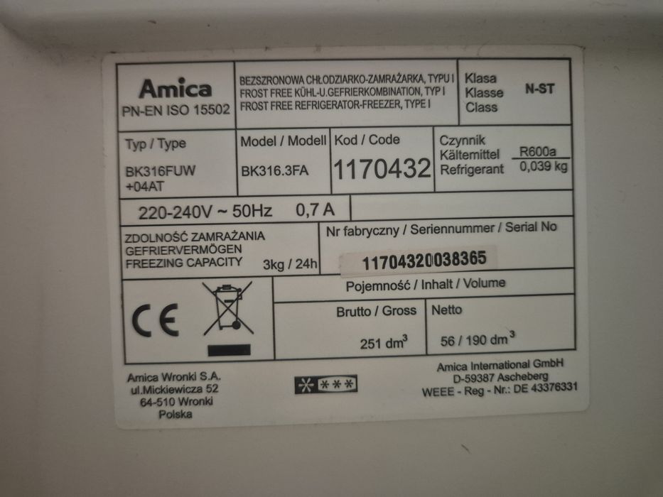 Amica do zabudowy. Lodówka. Chłodziarko zamrażarka