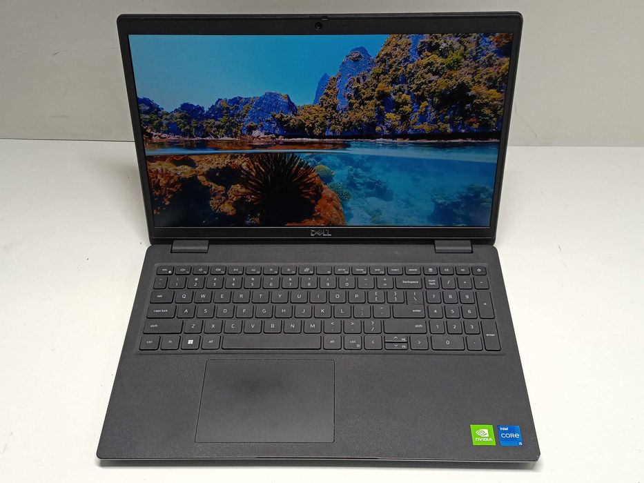 Dell Latitude 3520  i5-1135G7 16GB 256GB SSD 15.6" IPS GeForce MX350