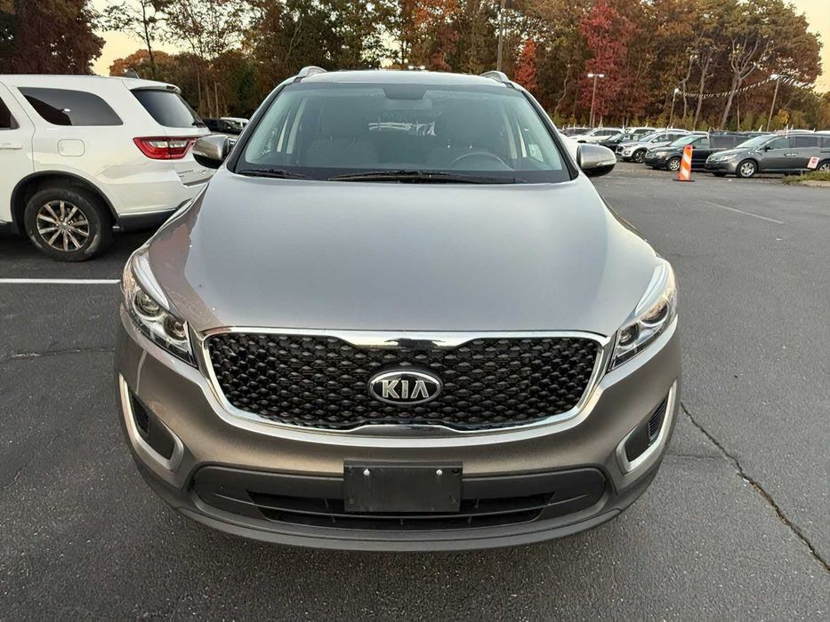 Kia Sorento LX      2018