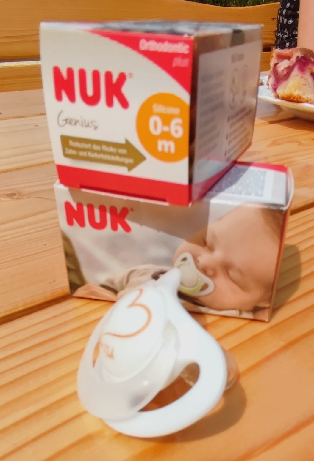 Smoczek Nuk Genius silikonowy 0-6 mca