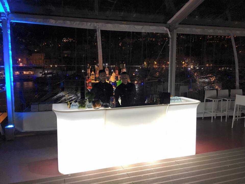 Balcões led com iluminação