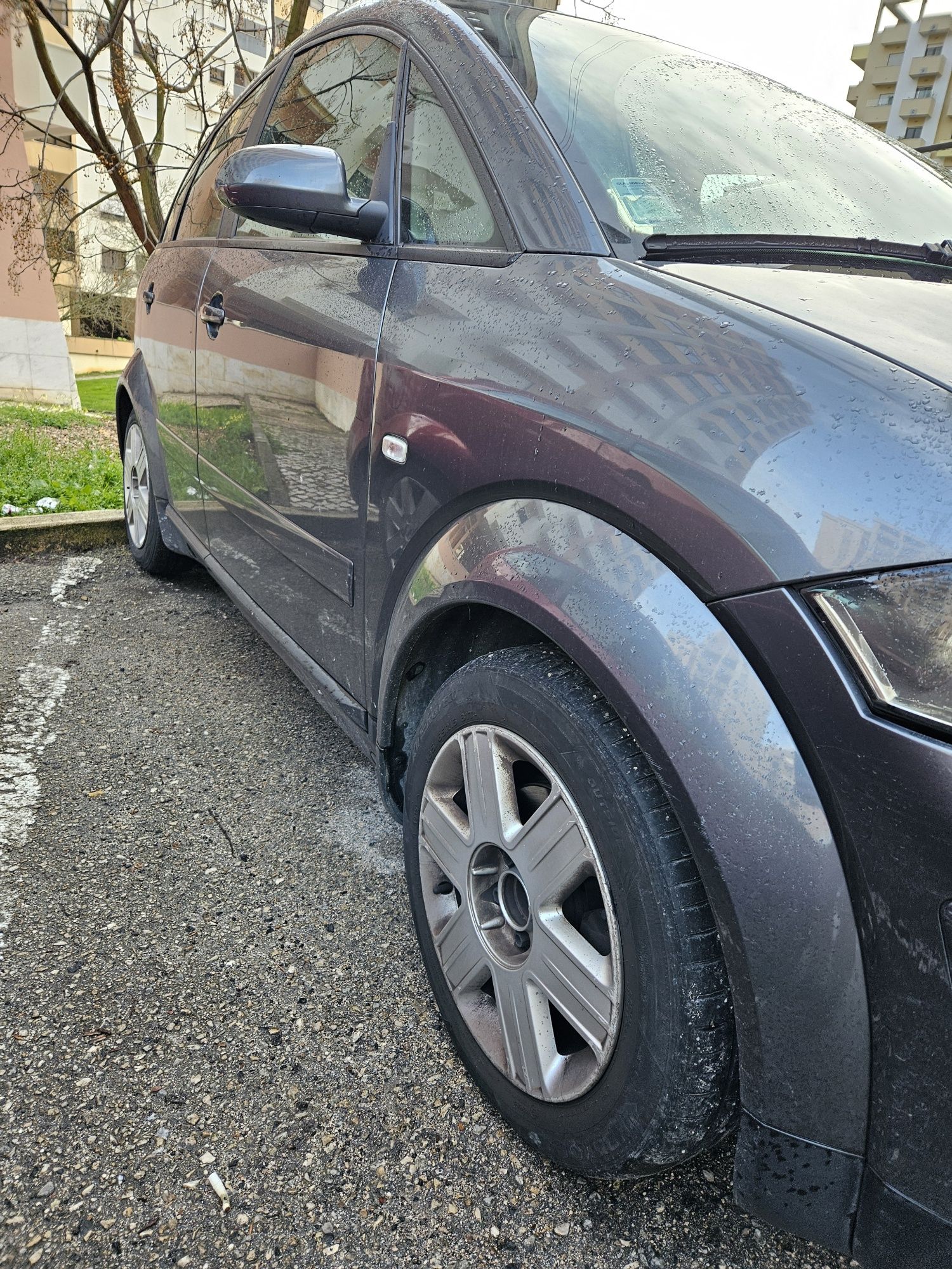 Audi a2 14 tdi 75cv 5 lugares