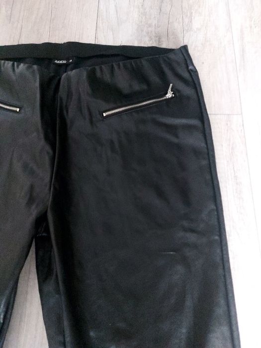 Коробка жіночого одягу великий розмір віддам безкоштовно