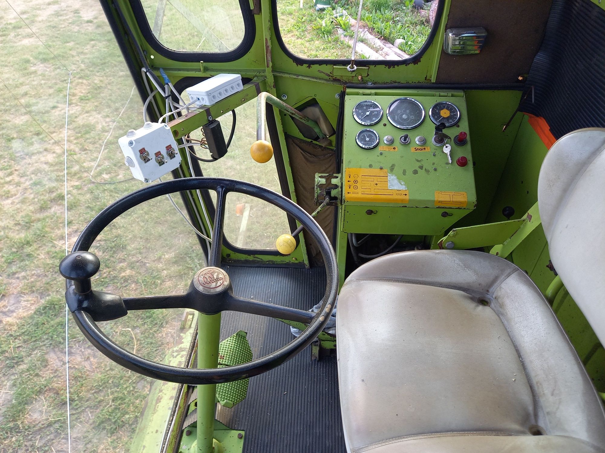 Claas Dominator 80