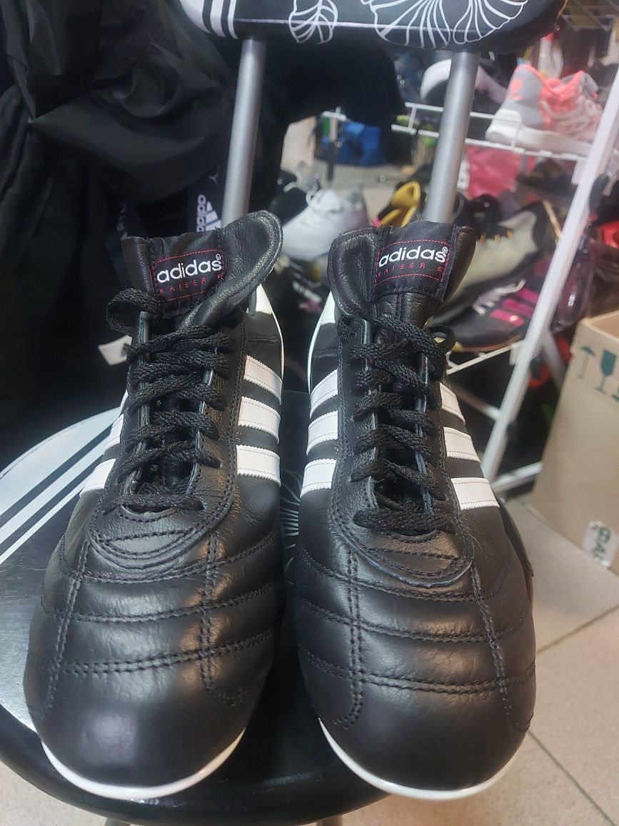 Футбольні бутси adidas Kaiser 5