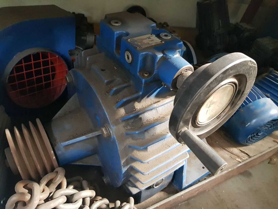 Варіатор Motovario VK/100 для двигунів від 7,5 кВт