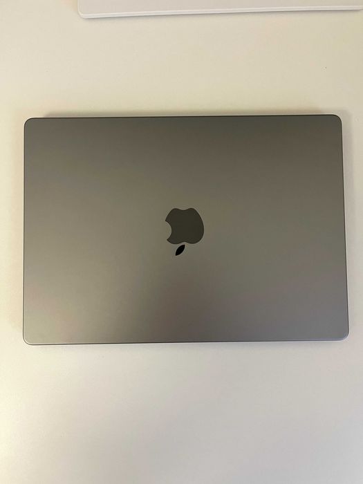 Apple MacBook Pro 14" M1 Pro – 16GB RAM / 512GB SSD – Stan IDEALNY