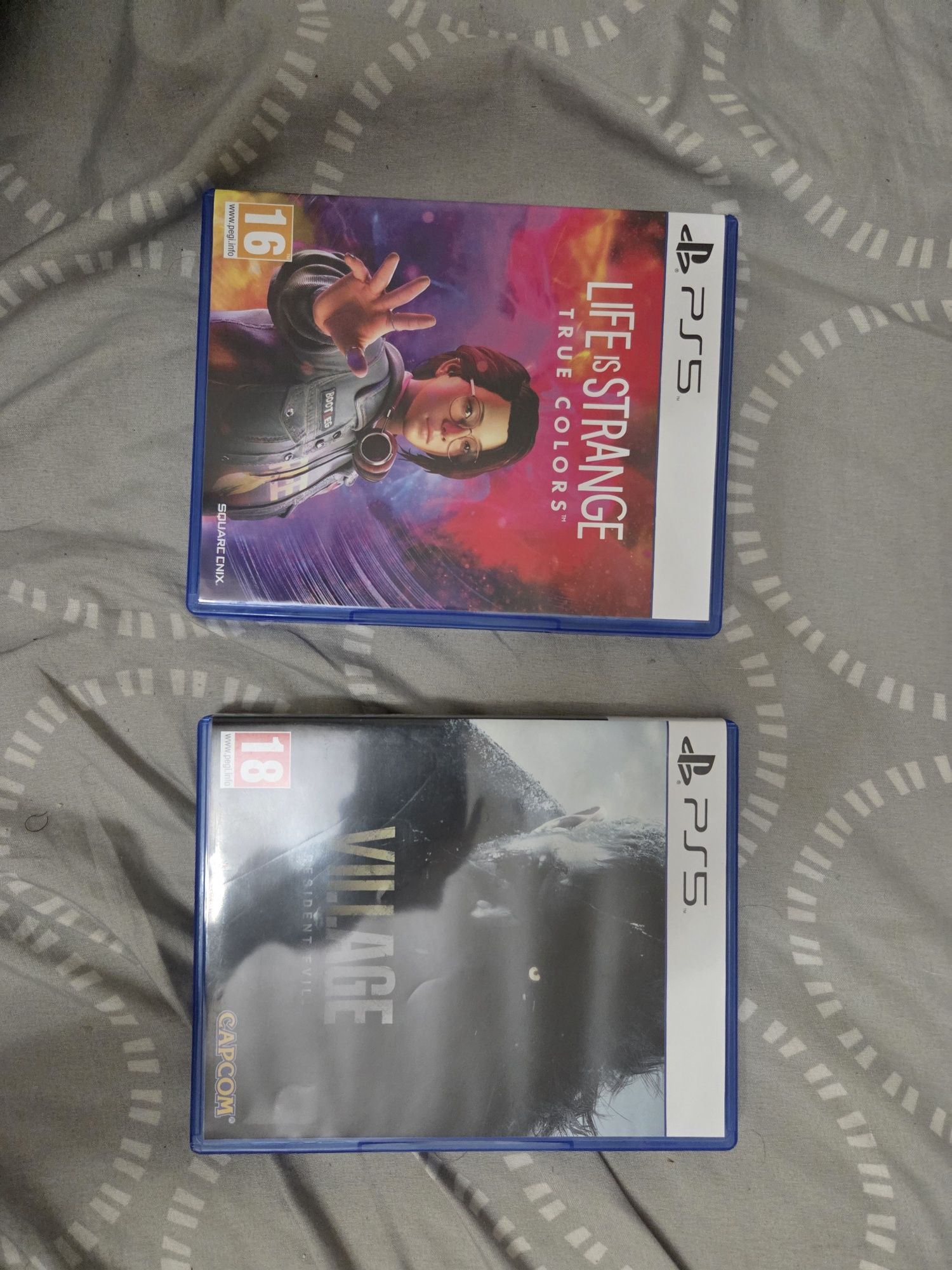 2 jogos de ps5 quase novo