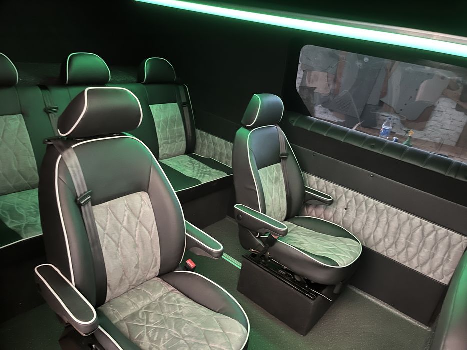 Переоборудование микроавтобусов Обшивка салона авто