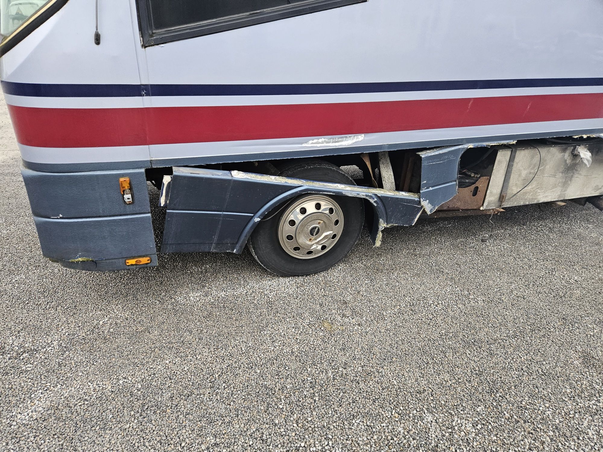 Kamper MAN BM Linear 8.150 7,5t GER jak USA Winnebago