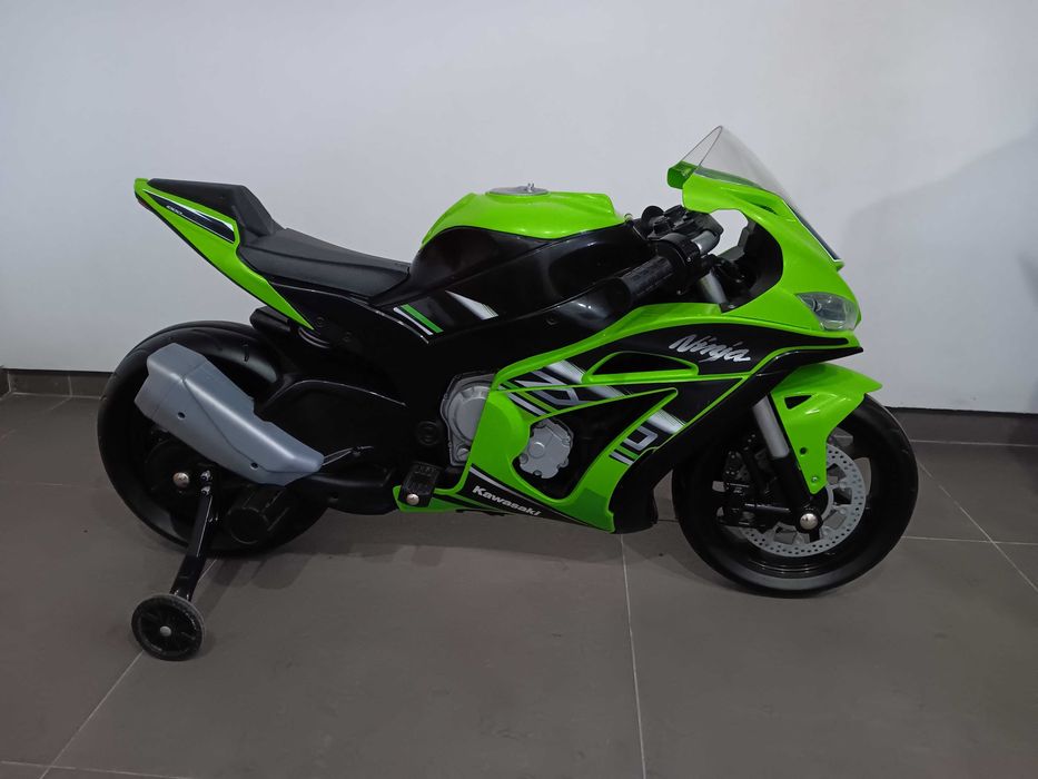 Mota criança bateria Kawasaki Ninja ( Praticamente Nova)