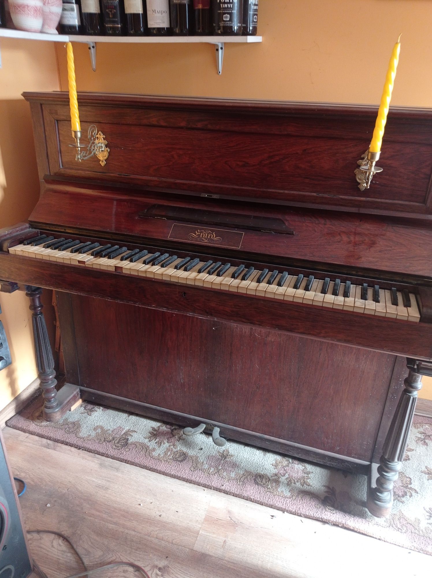 Pianino Erard do renowacji