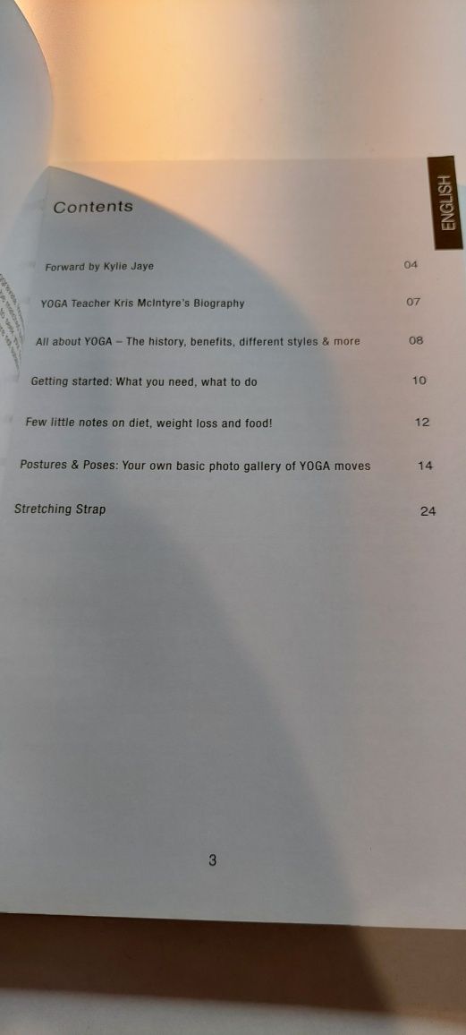 Yoga Handbook (Manual de Yoga) Kylie Jaye, Kris McIntyre