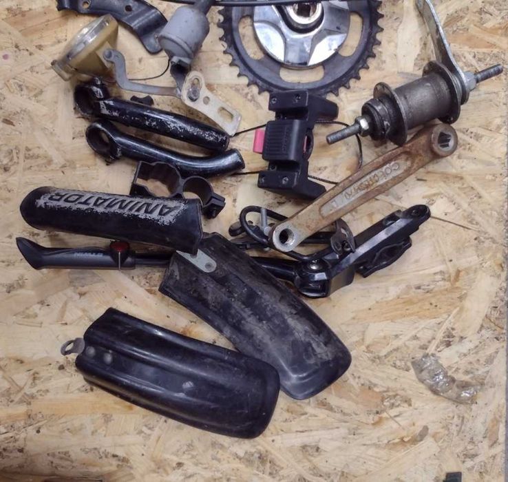 Zestaw pudło pakiet części rowerowych