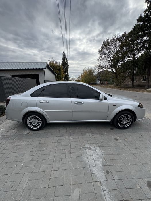 Chevrolet lacetti (Daewoo Gentra) 2014 рік, газ/бензин