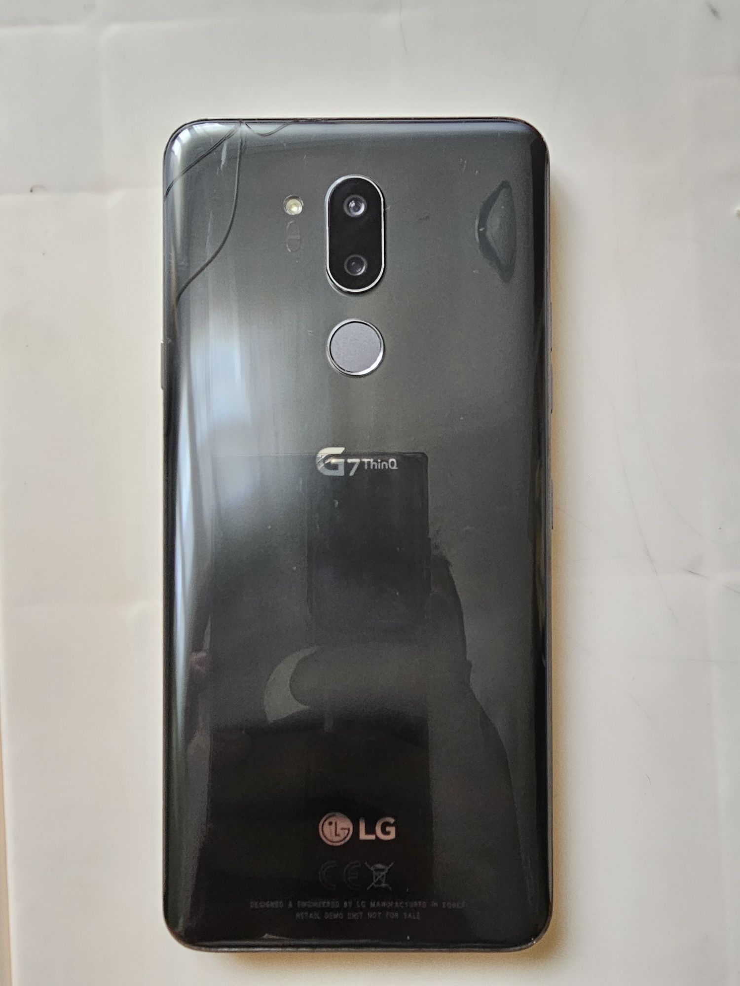 Смартфон LG g7 thing DEMO
