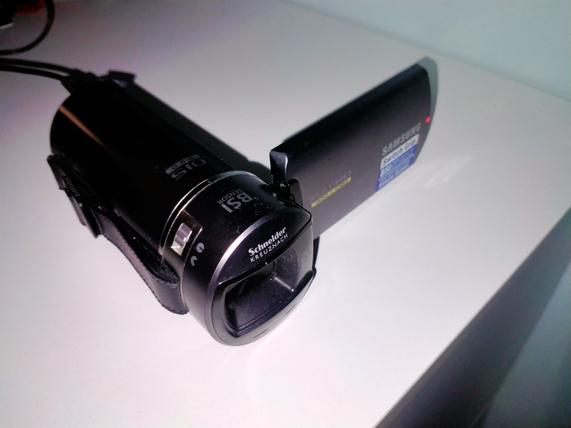 Kamera Samsung HMX-Q10