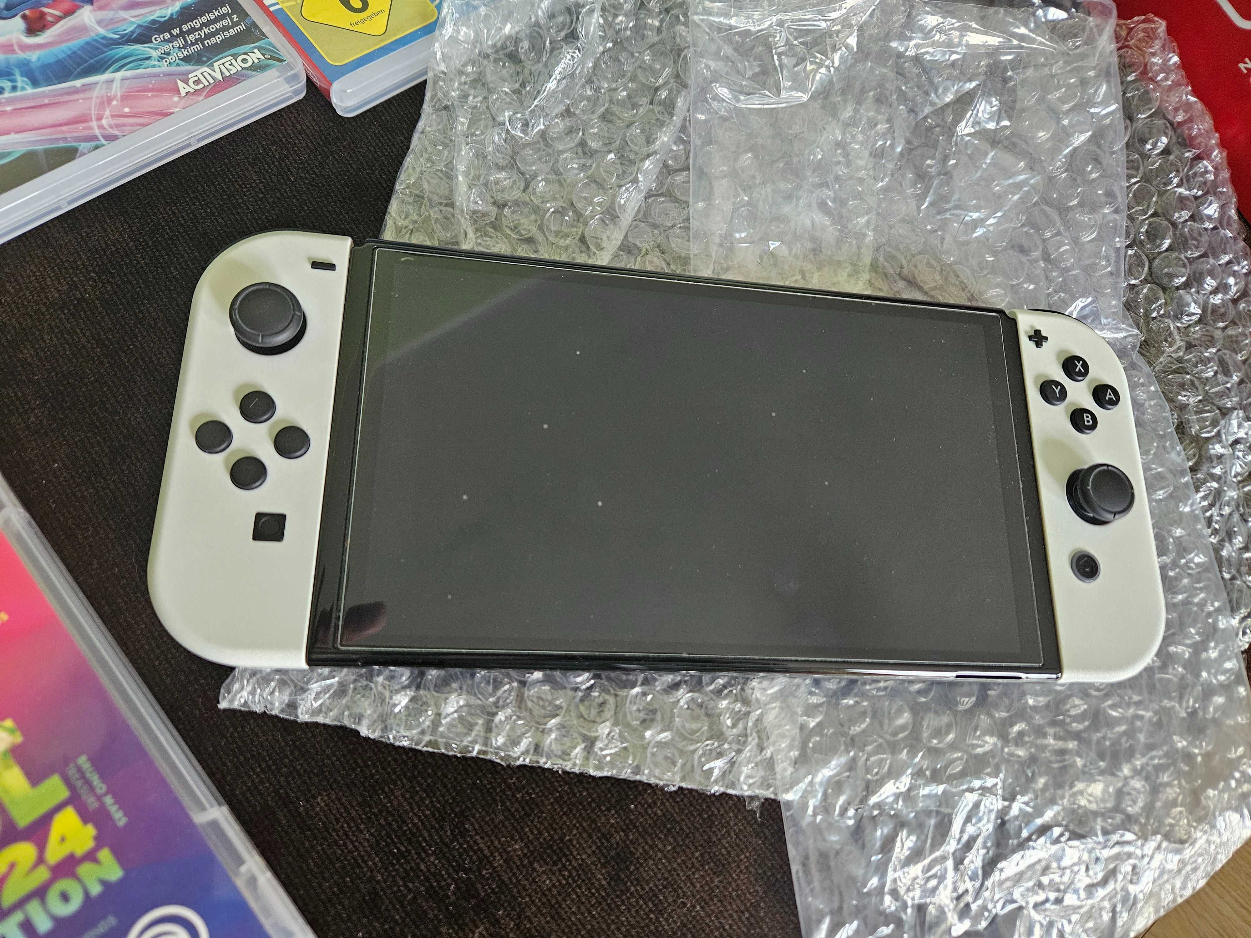 Nintendo Switch OLED model