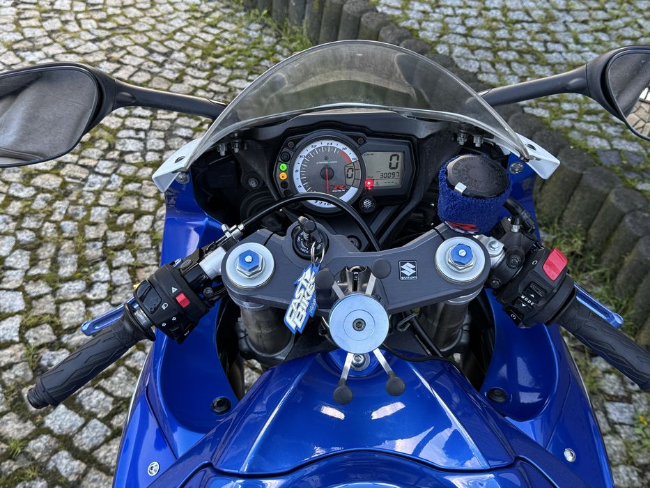 Suzuki GSX-R 600 k8 ! Kat A2 ! 35kw ! Niski przebieg ! Bdb stan !