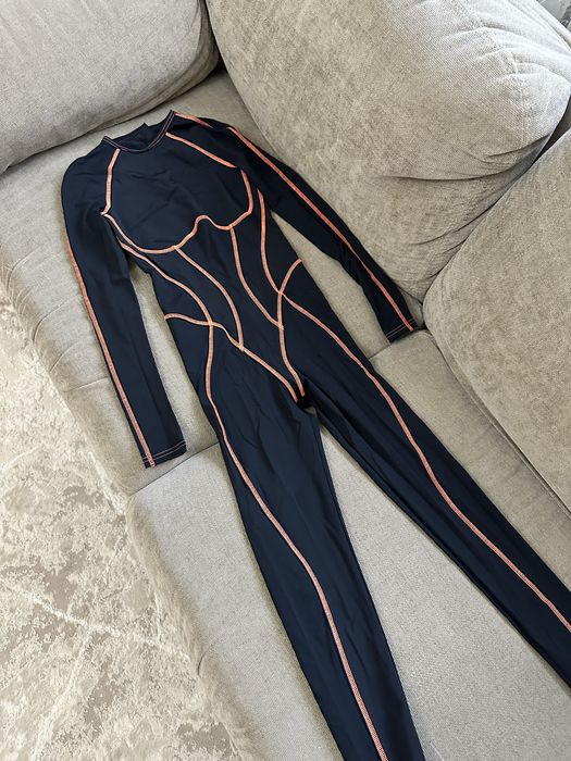 Спортивний комбінезон