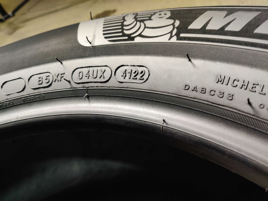 Michelin Alpin5 R18 235 60 ідеал 8мм зимові шини преміум класу