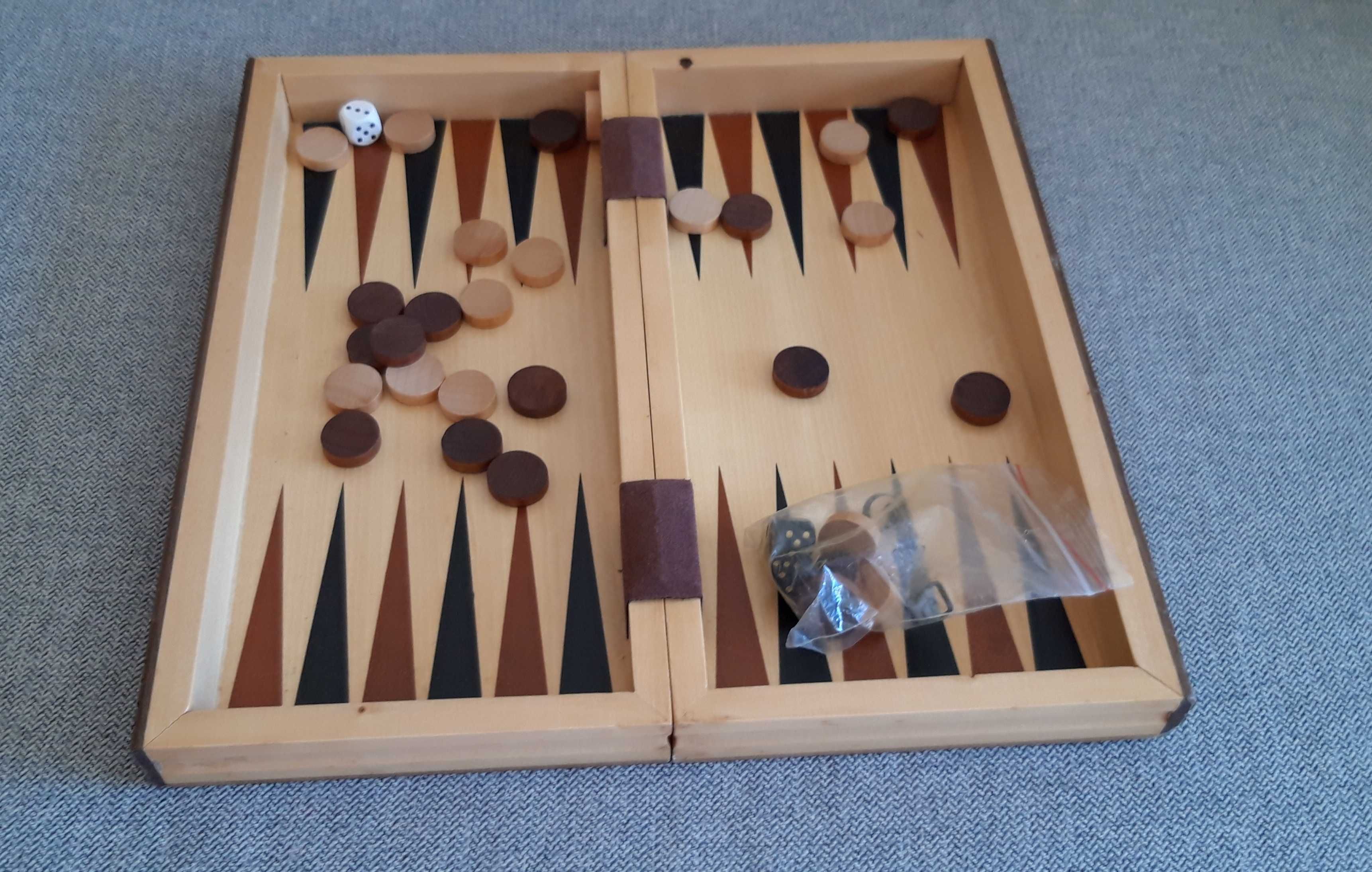 Jogo 2 em 1 Backgammon e trilha