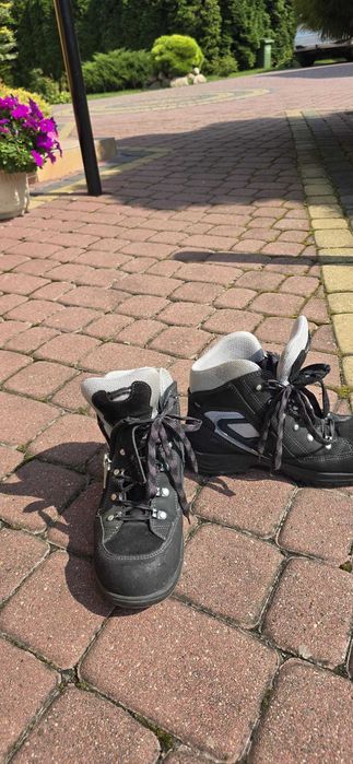 Buty robocze z blachą firmy Stuco rozmiar 41