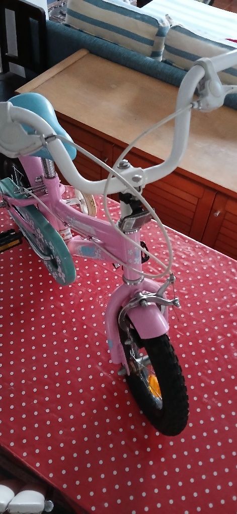 Bicicleta de menina