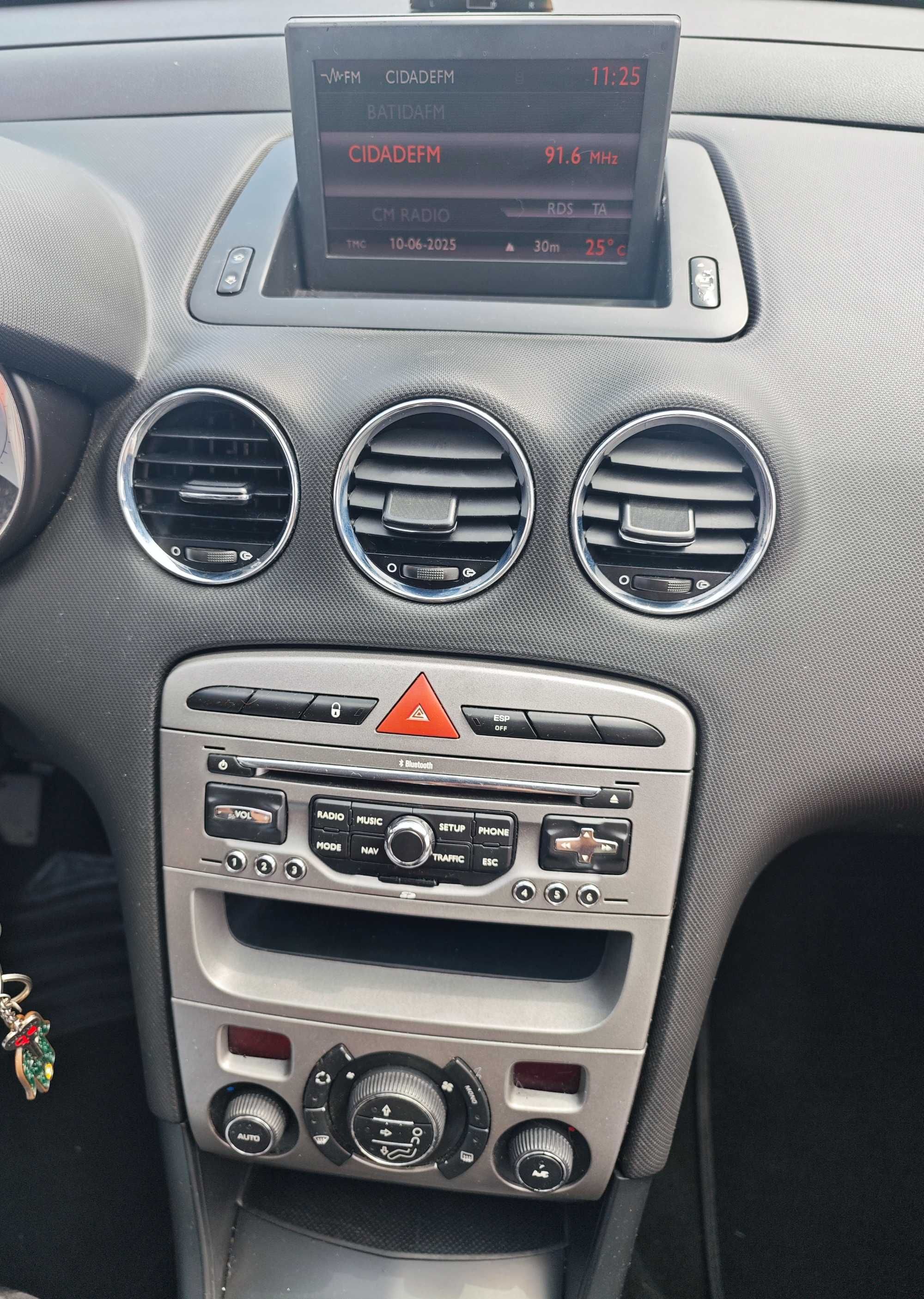 Peugeot 308 sw navteq