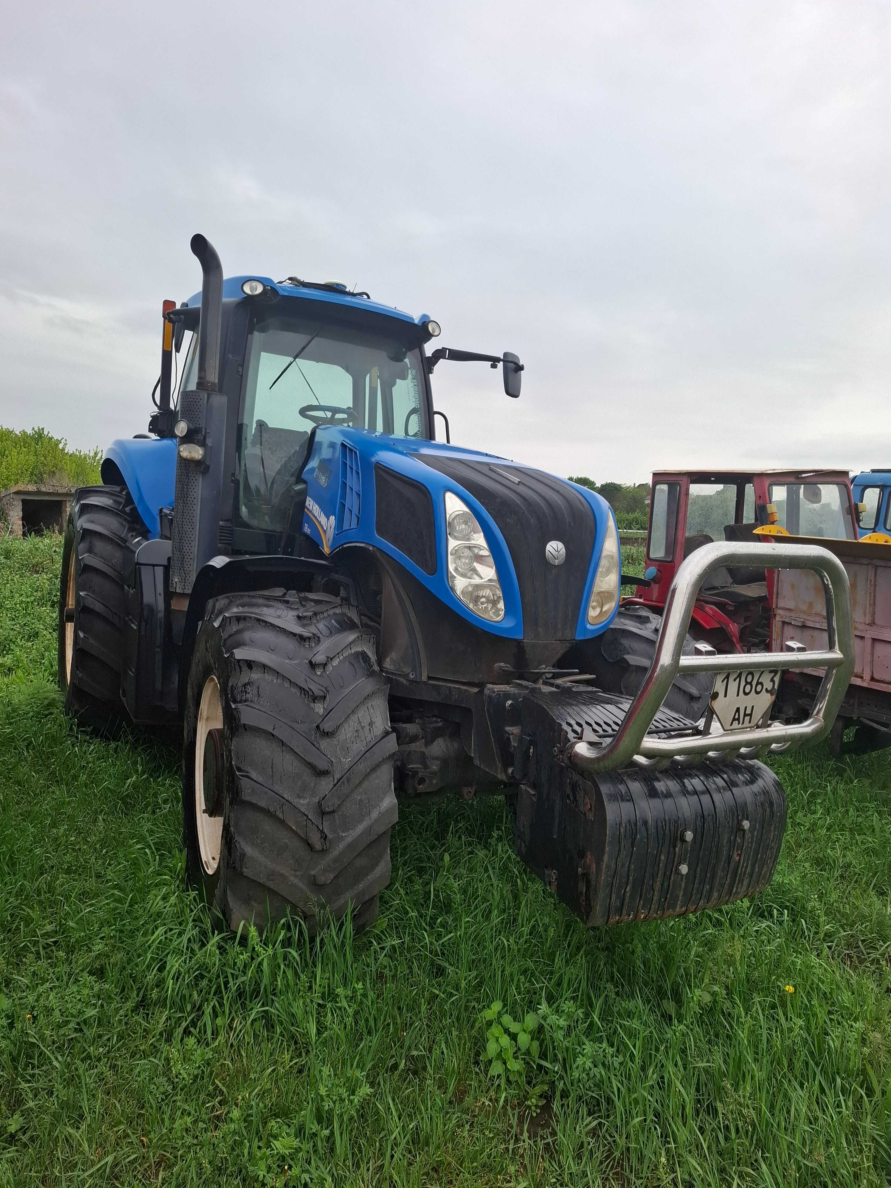 Трактор New Holland T8.390 2012