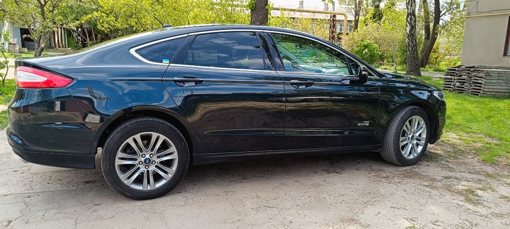 Ford fusion PHEV 2013(my2014)