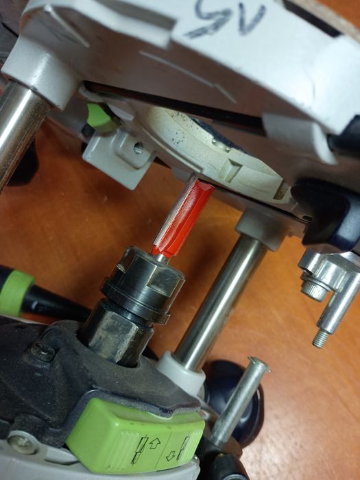 Frezarka gornowrzecionowa Festool OF 1400 EBQ.