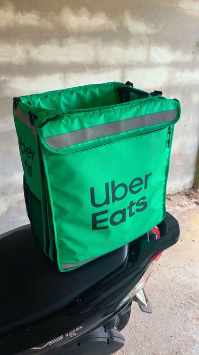 Mochila nova uber eats