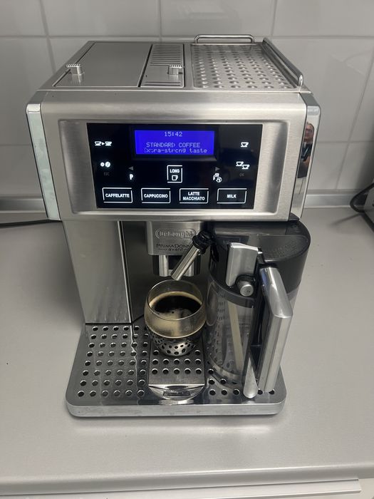 Ekspres do kawy DeLongi Primadonna Avant